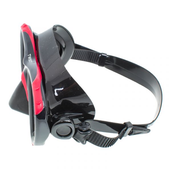 Marlin Twist Black/Red Mask